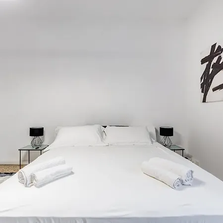 Apartment Re Di Rome