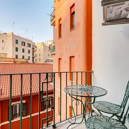 Re Di Apartament *